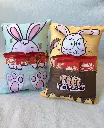 almofada-personalizada-com-bolsinho-para-chocolate-almofada.webp