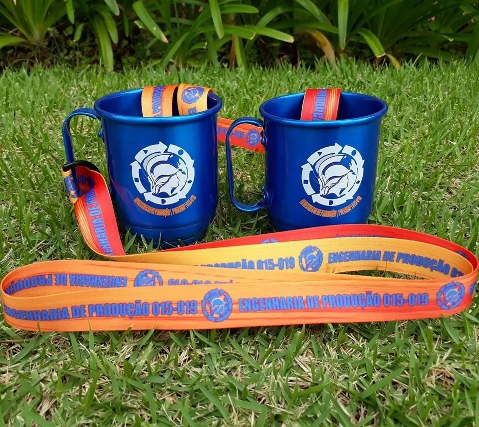 Kit Terceirão: Canecas De Alumínio + Tirantes 25 mm 
 Personalizadas